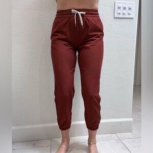 Vuori Weekend Jogger dark red color heart ♥️ size S
